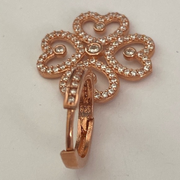 925 Silver earrings cz stones flower heart design - Picture 4 of 6